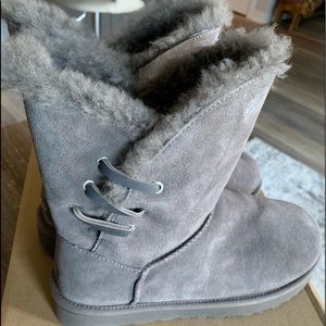 UGG CONSTANTINE BOOTS